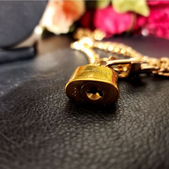 Authentic Louis Vuitton Lock and Key #300 - Picture 8 of 12